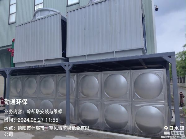 泸州什邡方形冷却塔与不锈钢水箱现场